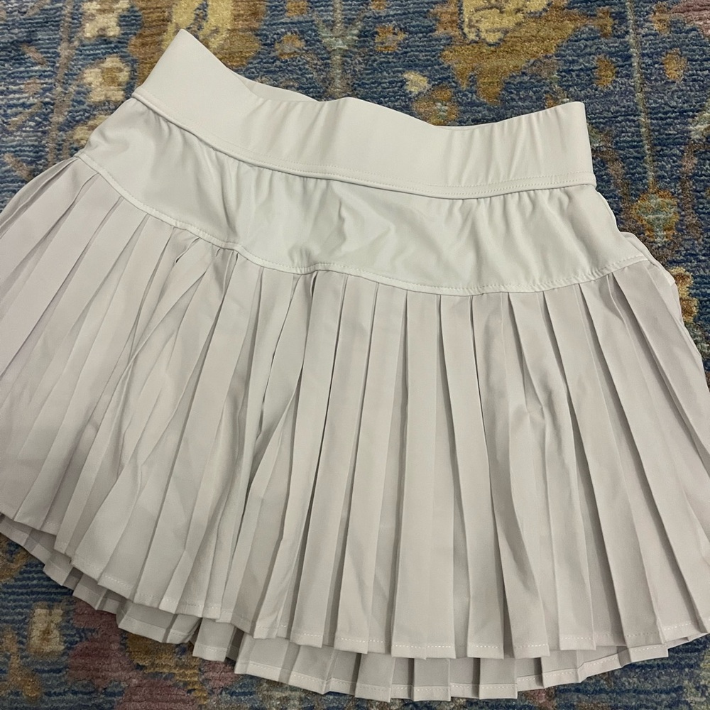Amazon White Skater Mini Skirt Pleated Casual